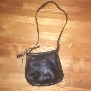 Crossbody purse
